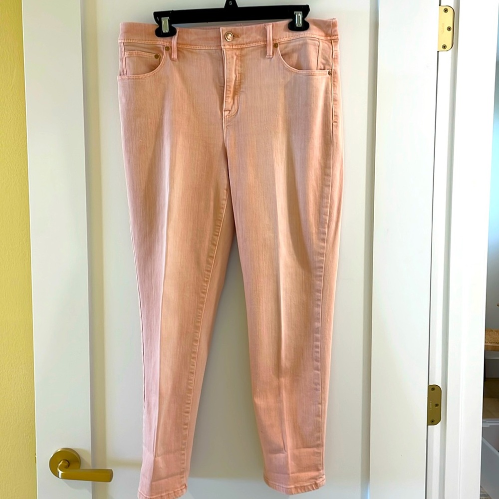 So Slimming Chico Crop Pant Peach Color
